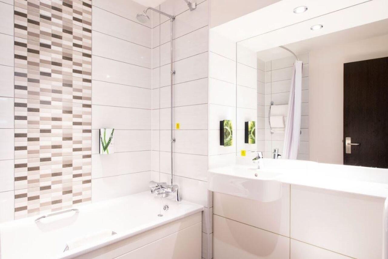 Premier Inn Hitchin Town Centre Eksteriør bilde